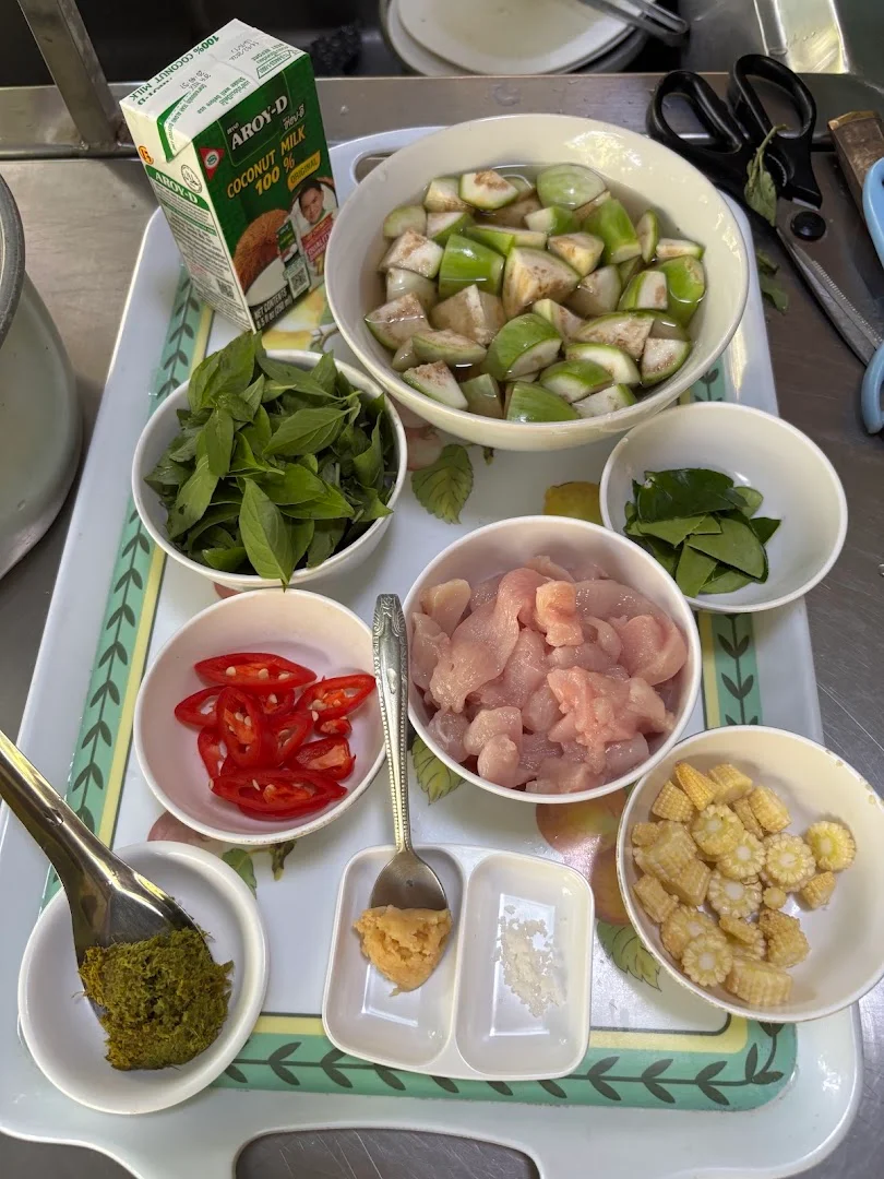 organic thai cooking school