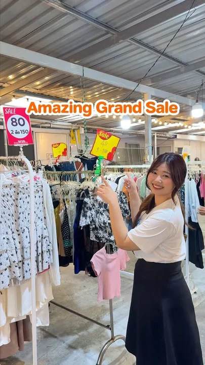 Naka Amazing Grand Sale at Naka Market (ตลาดท้ายรถนาคา)