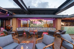 CHICA Rooftop Lounge