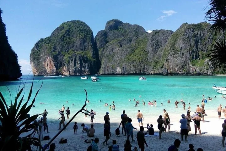 Phi Phi Island Big Boat Tour – Snorkeling, Beaches & Scenic Views - 4