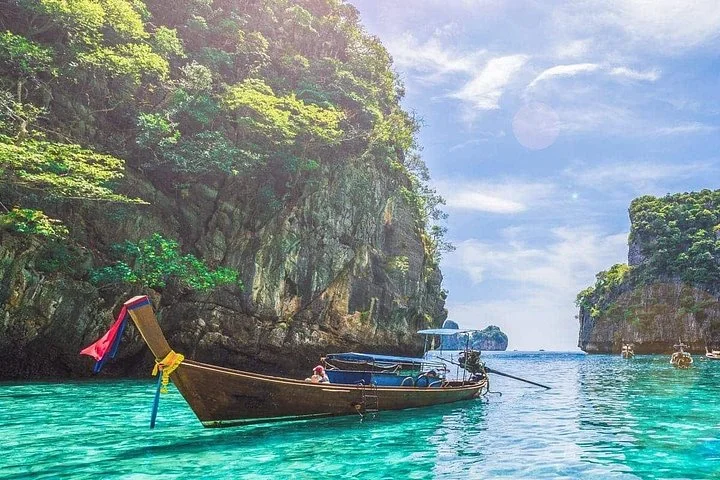 Phi Phi Island Big Boat Tour – Snorkeling, Beaches & Scenic Views - 5
