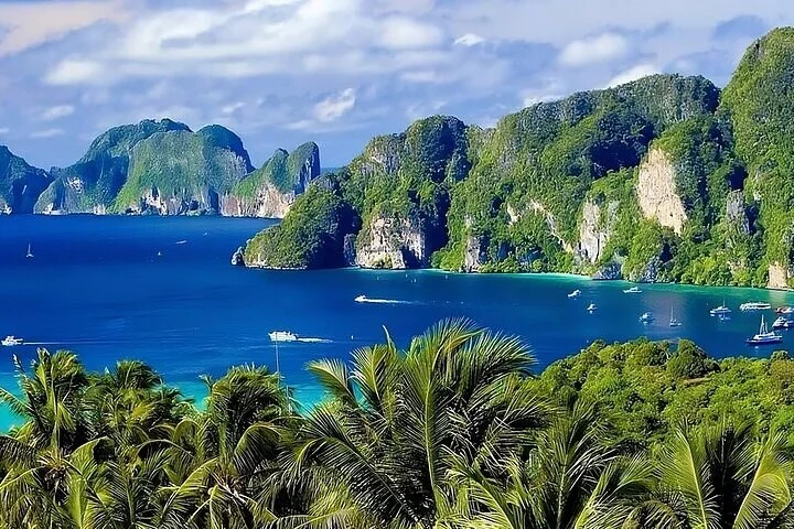 Phuket to Phi Phi Island Snorkel, Swim & Paddle Board Experience
