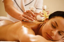 Phuket Relaxation Spring Spa and Thai Healing Massage Experience